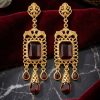 Boucles d'Oreilles Chandelier en Filigrane - lifestyle