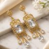 Boucles d'Oreilles Chandelier en Filigrane - lifestyle