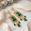 Boucles d'Oreilles Chandelier en Filigrane - lifestyle