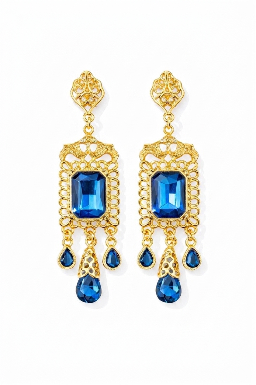 Boucles d'Oreilles Chandelier en Filigrane - main white