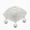 Broche Orientale en Filigrane - main white