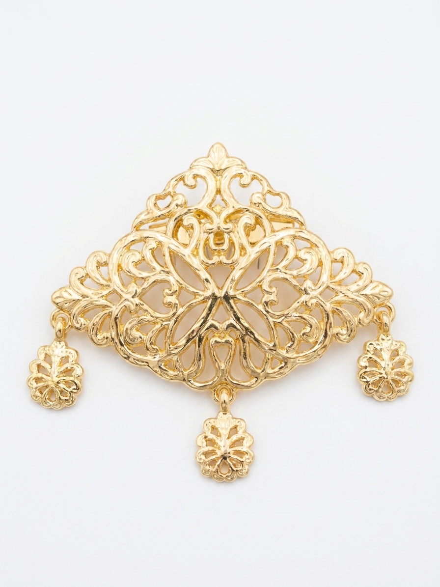 Broche Ornementale en Filigrane - main white
