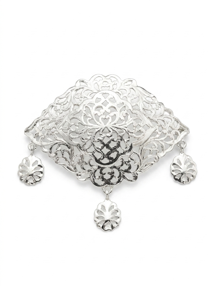 Broche Orientale en Filigrane - main white