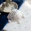 Broche Orientale en Filigrane - lifestyle