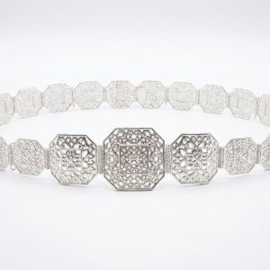 Ceinture Aziza à Maillons Filigranés - main white