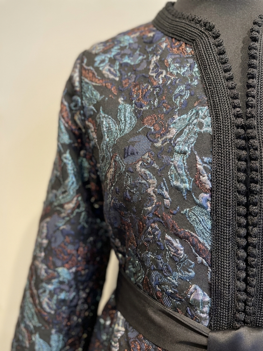 Gilet Long en Brocart Floral - detail zoom