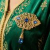 Broche Orientale à Pendentif Goutte - worn festive
