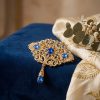 Broche Orientale à Pendentif Goutte - lifestyle