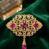 Broche Orientale à Pendentif Goutte - lifestyle