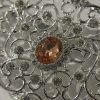 Broche Ornementale avec Pendentif - detail zoom