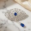 Broche Ornementale avec Pendentif - lifestyle