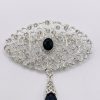 Broche aziza Black - packshot fond blanc