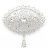 Broche Ornementale Aya - main white