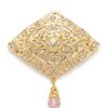 Broche Ornementale Kenza - main white