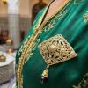 Broche Ornementale Kenza - worn festive