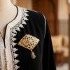 Broche Ornementale Kenza - worn festive