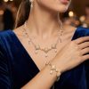 Parure de Bijoux Scintillante aux Motifs Gouttes - worn festive