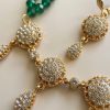 Parure de Bijoux Orientale aux Détails Scintillants - detail zoom