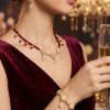 Parure de Bijoux Scintillante au Style Oriental - worn festive