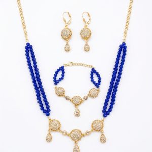 Parure de Bijoux Orientale aux Détails Scintillants - main white