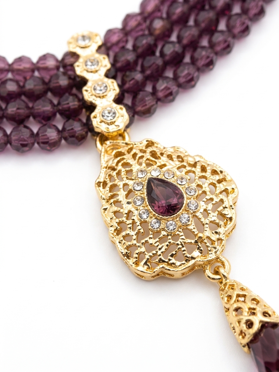 Collier Plastron Multi-Rangs avec Pendentif Filigrane - detail zoom