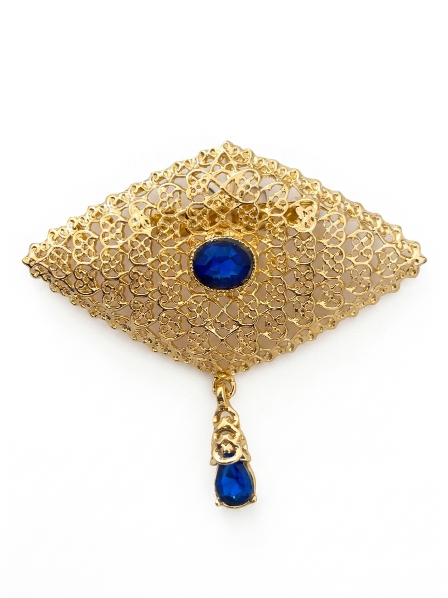 snp-img-1641 Broche Orientale Aziza - main white