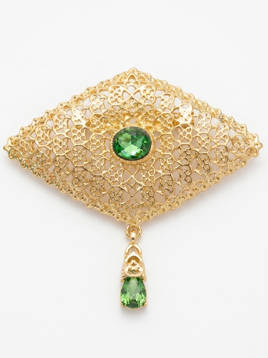 snp-img-1657 Broche Orientale Aziza - main white