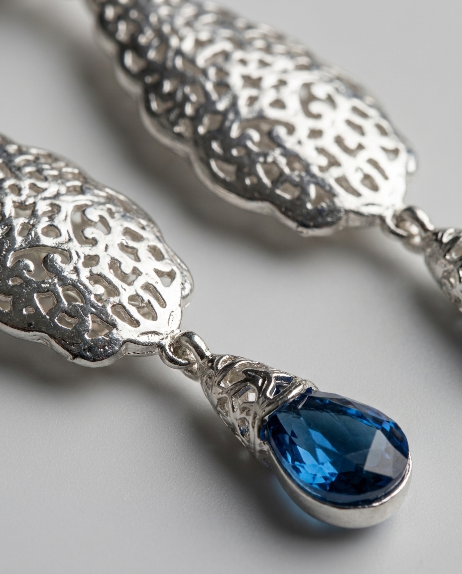 Articulated Filigree Statement Earrings Baby blue - zoom detail