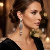 Articulated Filigree Statement Earrings White - vue portee
