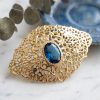 Elegant Filigree Brooch Baby blue - zoom detail