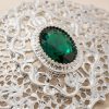 Elegant Filigree Brooch Green - zoom detail