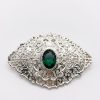 Elegant Filigree Brooch Green - packshot fond blanc