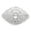 Elegant Filigree Brooch White - packshot fond blanc