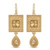 Elegant Filigree Drop Earrings Champagne - packshot fond blanc