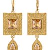 Elegant Filigree Drop Earrings Gold/Taupe - packshot fond blanc