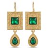 Elegant Filigree Drop Earrings Green - packshot fond blanc