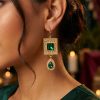 Elegant Filigree Drop Earrings Green - vue portee