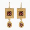 Elegant Filigree Drop Earrings Nude (Dark) - packshot fond blanc