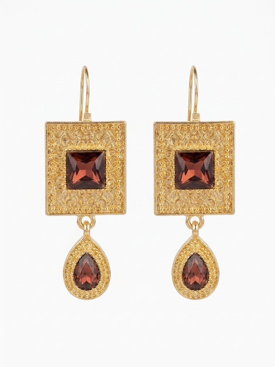 Elegant Filigree Drop Earrings Nude (Dark) - packshot fond blanc