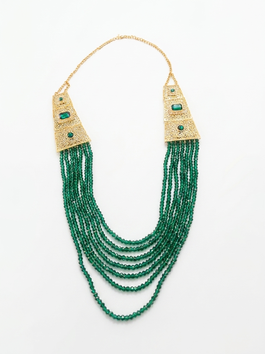 filigree-cascading-statement-necklace-green-packshot-snp3318 Filigree Cascading Statement Necklace Green - packshot fond blanc