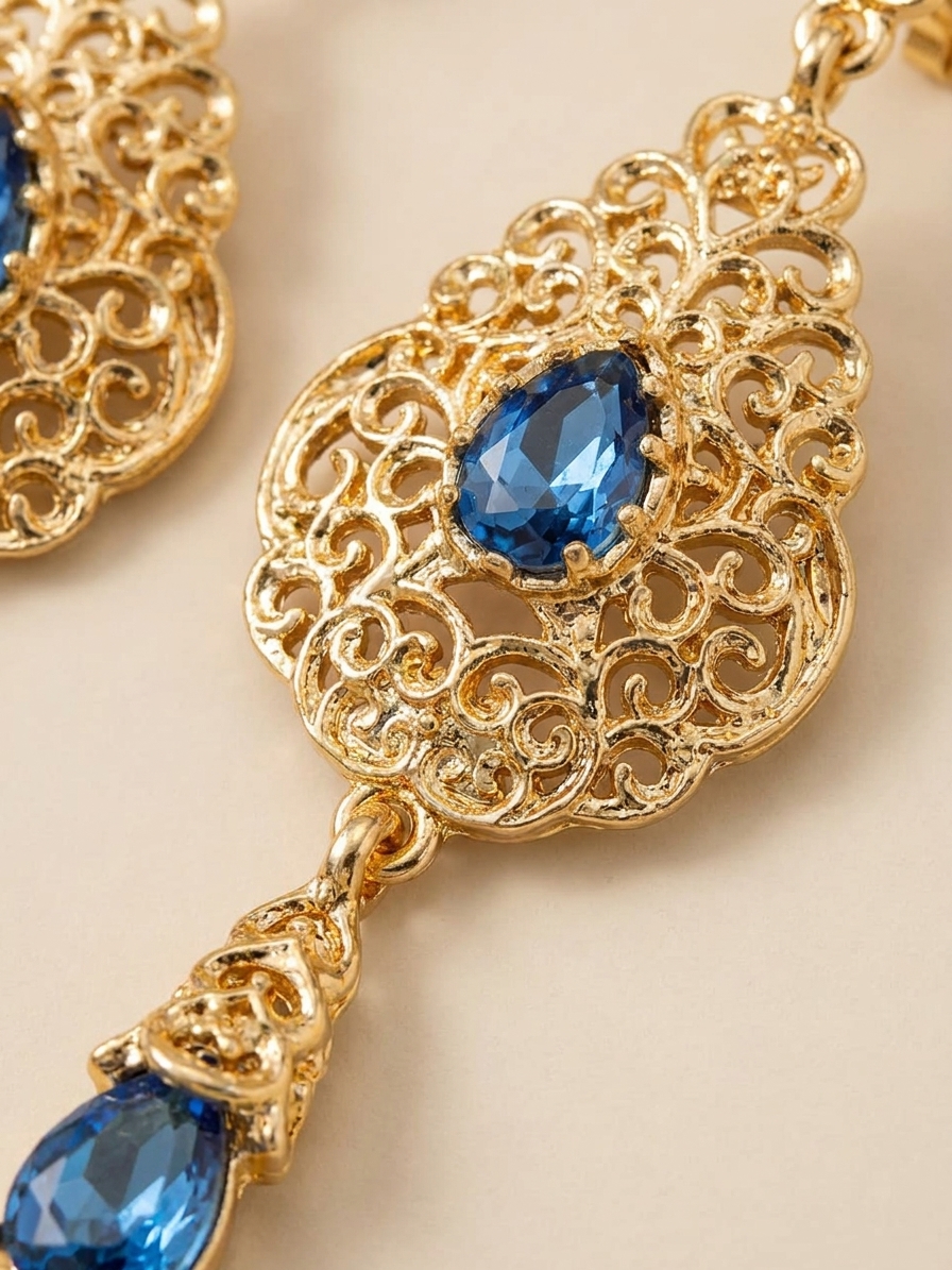 ornate-chandelier-earrings-baby-blue-detail-snp2083 Ornate Chandelier Earrings Baby blue - zoom detail