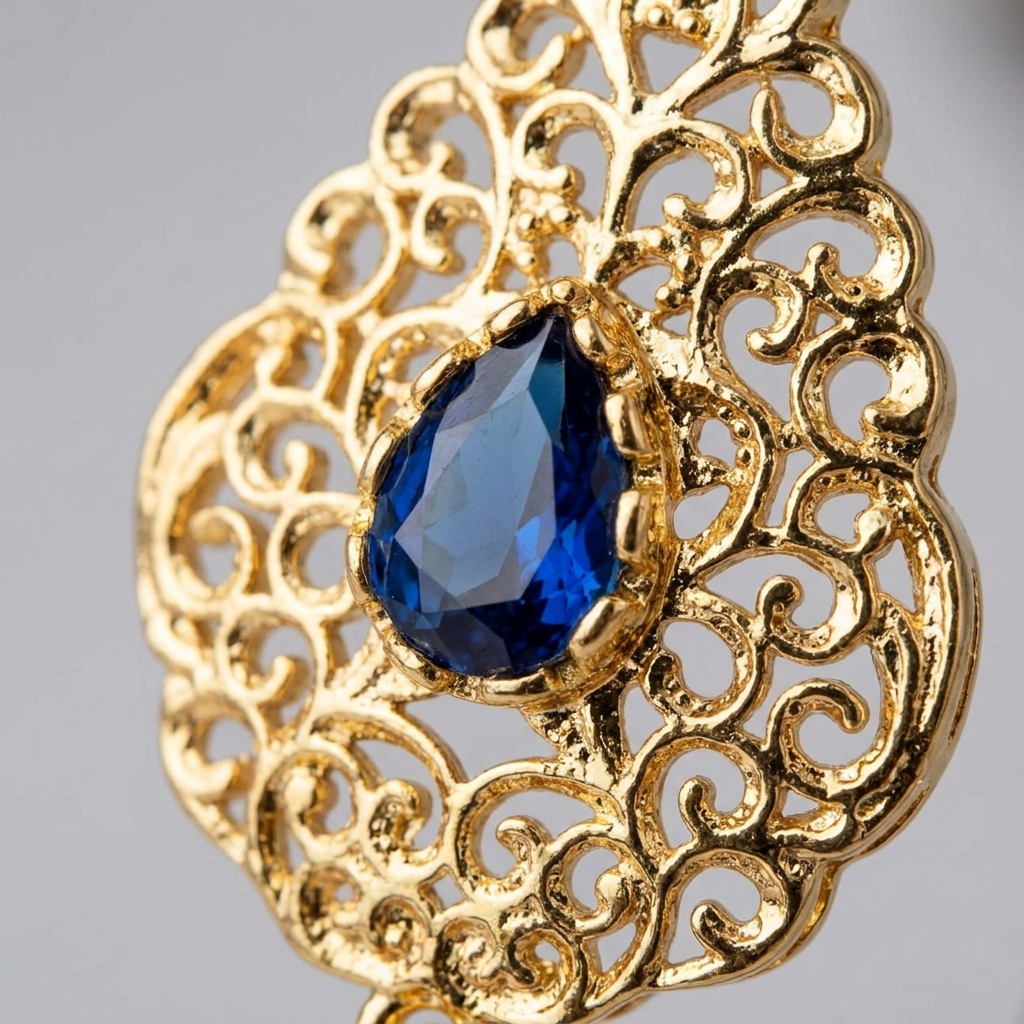 ornate-chandelier-earrings-blue-detail-snp2112 Ornate Chandelier Earrings Blue - zoom detail