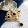 ornate-filigree-statement-brooch-black-detail-snp2163 Ornate Filigree Statement Brooch Black - zoom detail