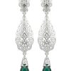 Ornate Filigree Teardrop Dangle Earrings Green - packshot fond blanc