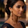 Ornate Filigree Teardrop Dangle Earrings Nude - vue portee