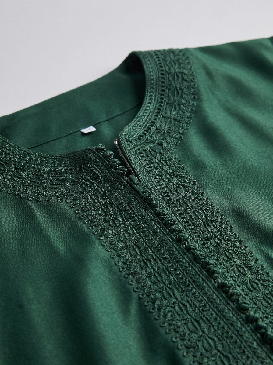 traditional-sharga-gandoura-forest-green-detail-snp1885 Traditional Sharga Gandoura Forest Green - zoom detail